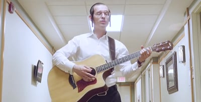 דודי קנופלר בסינגל חדש: "השם רופאך"