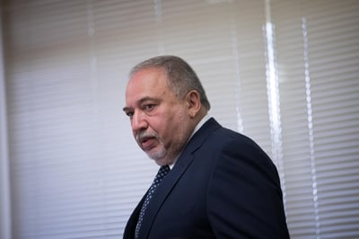 כמחצית מצביעי ליברמן - לא יבחרו בו שוב