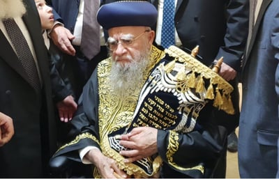 תיעוד: זקן הראשונים לציון רבי אליהו בקשי דורון ב'הקפות שניות'