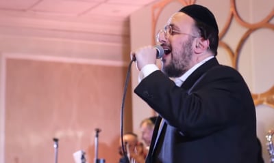 ליפא בחתונה לייב מלהיבה במיוחד • צפו