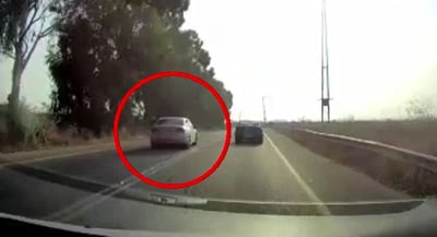 נהג חדש תועד כשהוא עוקף בקו הפרדה רצוף. צפו