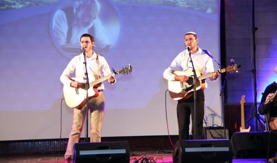 האחים קוטלר מחדשים את  שלמה קרליבך