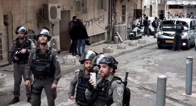 כוחות המשטרה במאה שערים, הבוקר
