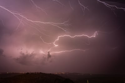 הלוחם שנפגע מברק שוחרר מבית חולים: נעשה סעודת הודיה