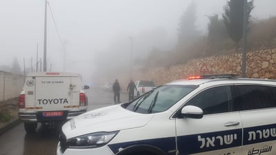 קיר אבנים שנפל בנצרת ממזג האוויר
