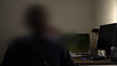 "תפסתי את בני צופה בתכנים קשים, מאז אני לא ישן" • צפו