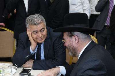 ברבר, עם עמיר פרץ
