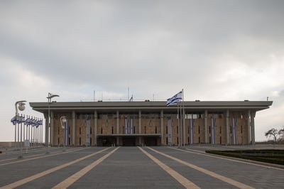 בכנסת לא יאפשרו כניסה לעובדים מבני ברק