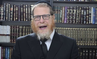 הרב עידו ובר-ארליך עם וורט לחג הפסח