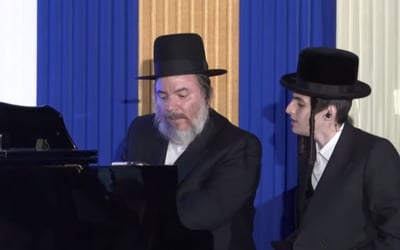 צפו במוטי שטיינמץ ופינקי וועבר ב'מחזמר'