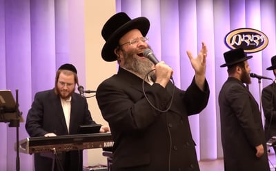 ר' שלמה טויסיג, 'ידידים' ואברומי ברקו במחרוזת ריקודים