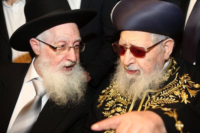 מרן פוסק הדור מספר על גדלות בנו חכם יעקב יוסף זצ"ל