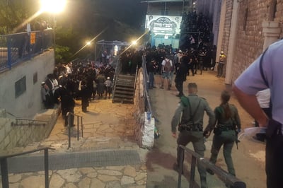 התפרעויות במירון: מאות פרצו אל ציון הרשב"י; 200 נעצרו
