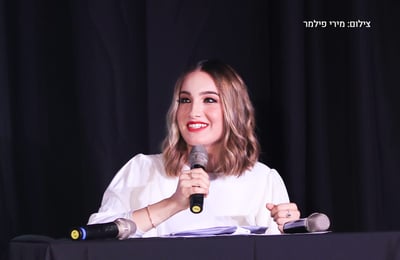 אמא מנצחת הכל, "צחוקורונה מיוזיקורונה" בהפקת והגשת יעל צין