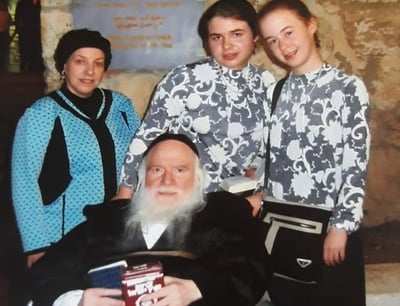 בני משפחת מנצר