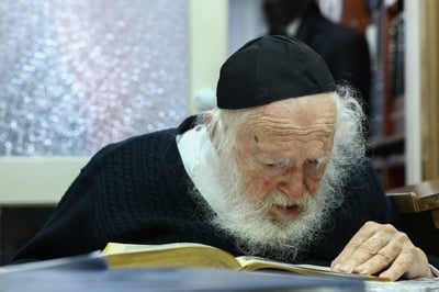 מדוע שלח הרב קנייבסקי את חשוכי הילדים לכפר ערבי