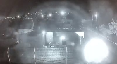 צפו: מחבלים מיידים בקתב"ים על הלוחמים