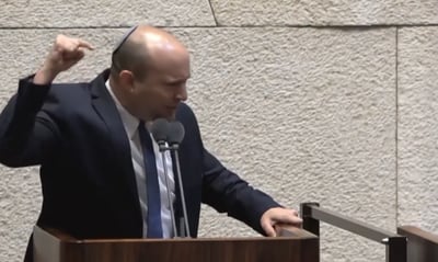 נפתלי בנט בנאום נרגש ותוקפני: "העם מת"