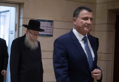 יעקב ליצמן בעט במתנדבים החרדים וחייב לציבור תשובות