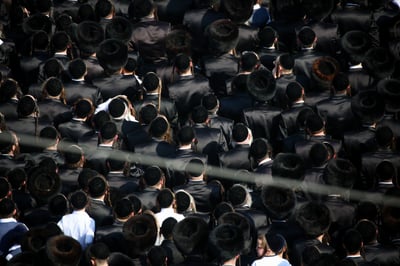 חסידי גור, תמונת אילוסטרציה