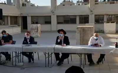 ישיבת מועצה של העירייה