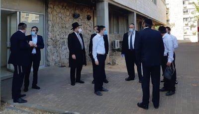 רחבת הישיבה