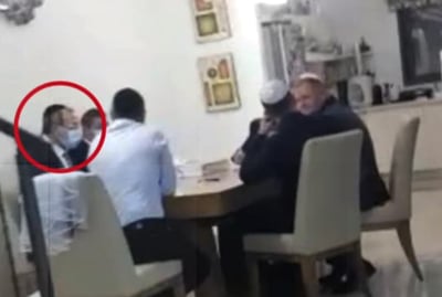 הגבלות? השר לשירותי דת יעקב אביטן חיתן בחתונה המונית