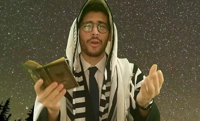 לייזר ברוק וה"מקהלה": "שוכן עד מרום"