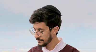 שלמה רג'ה בסינגל חדש: "מהמרחקים"