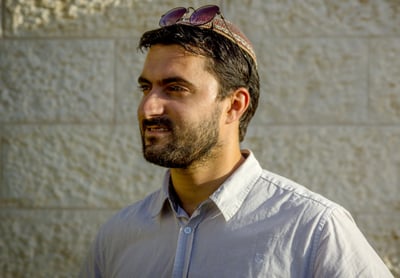 אביחי פרץ בסינגל חדש לזכר חברו שנפטר