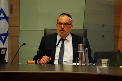 יעקב אשר: "קבוצות שוליים מכתימות את התושבים"