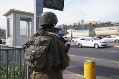 הלוחמת משחזרת: "דחפתי את המחבל ונתתי לו מכות"