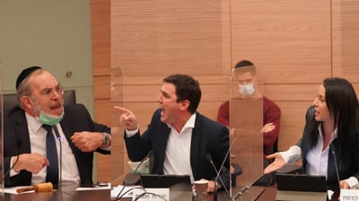יעקב אשר זועם: "בני ברק כמו ביום כיפור"