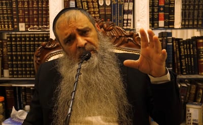 הרב רפאל זר בפינה לפרשת יתרו • צפו