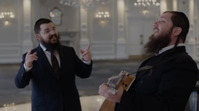 בני פרידמן וג'ואי ניוקם בדואט: "כולנו שונים"