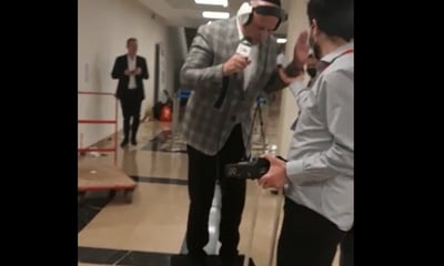 מנחם טוקר צעק לליברמן: "הנה אני על מריצה, זרוק אותי לזבל"