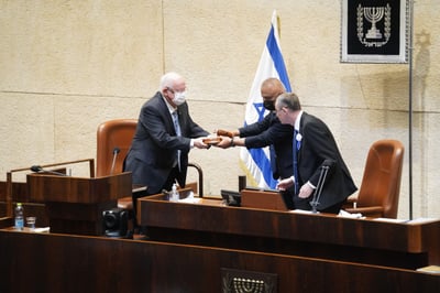 יו"ר הכנסת: הדמוקרטיה חזקה מהפקידים