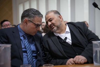 מנסור עבאס
