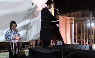 ההמונים בעצרת