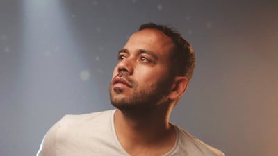 מתי שריקי בסינגל קליפ חדש: "לב בוער"