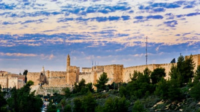 ירושלים, העיר שלא ידעה מנוח // אתי קצבורג