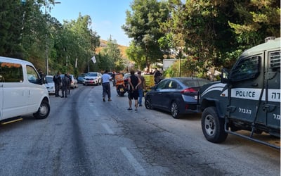 שני שוטרים נדקרו בגבעת זאב, החשוד נורה