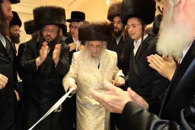 הגאב"ד בריקוד ה'מצווה טאנץ'