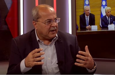 ח"כ אחמד טיבי לצד החרדים:  מתנגד לגזירות ליברמן