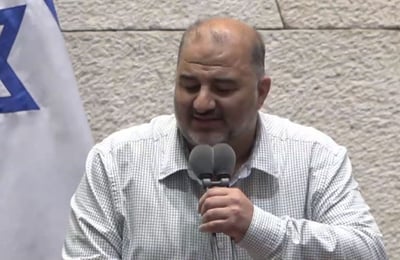 מנסור עבאס