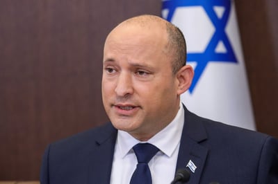 טענות באופוזיציה: נפתלי בנט עבר על החוק