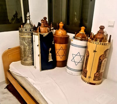 ספרי התורה שנגנבו