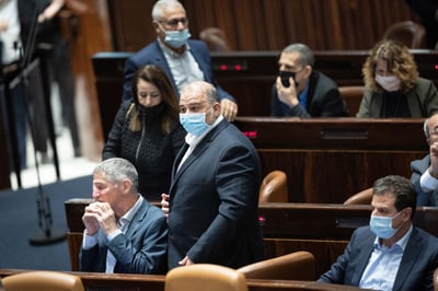 מנסור עבאס