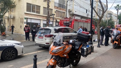 שריפה בבניין מגורים: פעוטה ממשפחה חרדית במצב אנוש