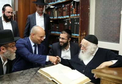בנט בביקורו בבית הגר"ח, לפני יותר מארבע שנים